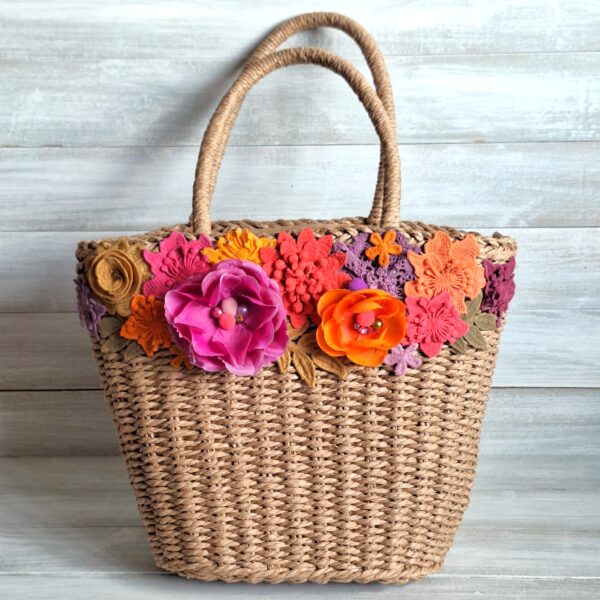 Geantă de vară din paie împletită cu decor floral boem - Fiore - 011