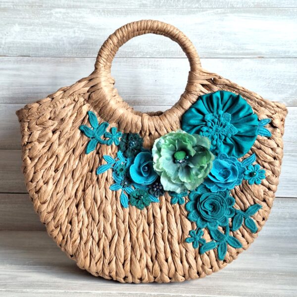 Geantă de vară din paie împletită cu decor floral boem - Fiore - 014